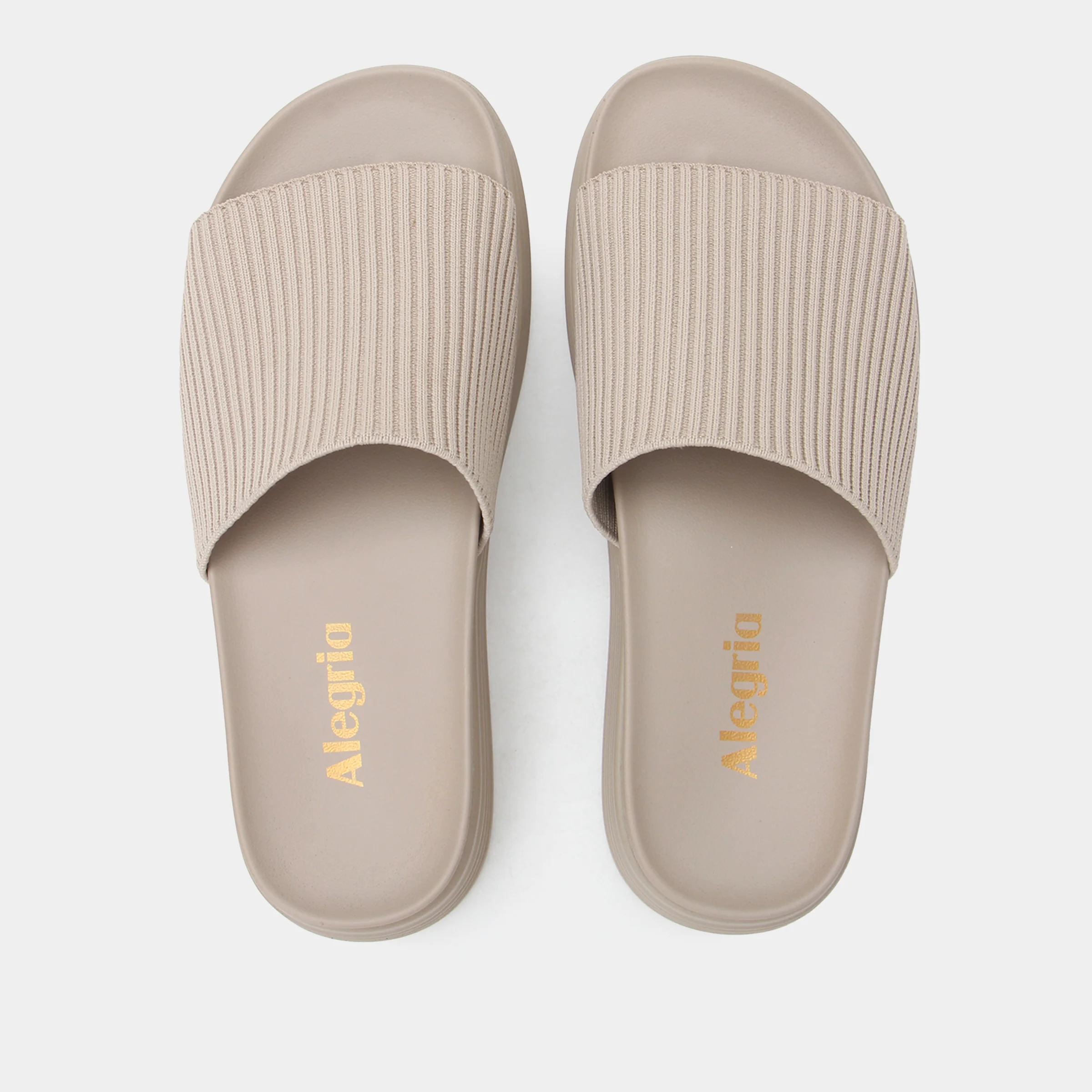 Akimi Beachy Keen Sandal - Image 5