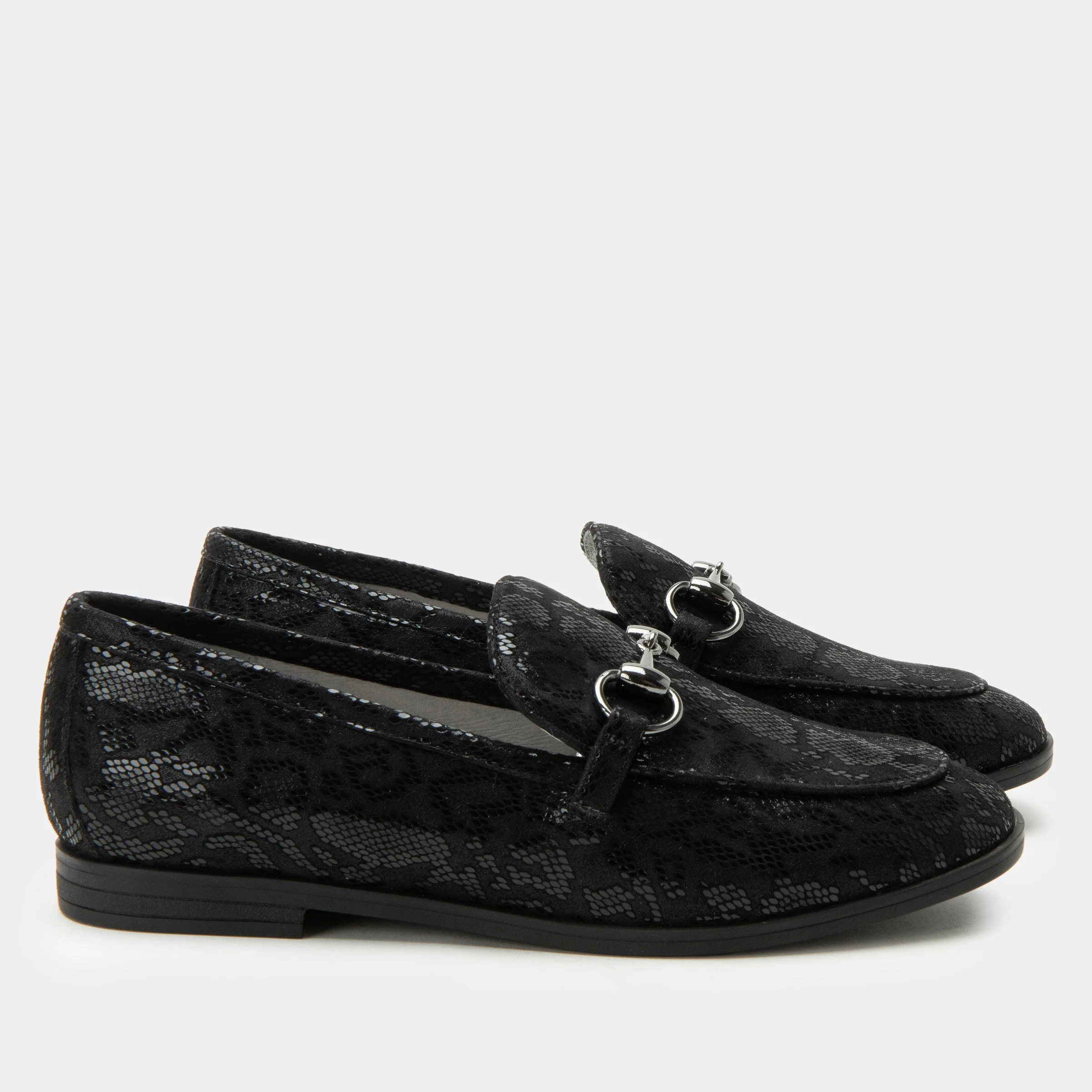 Aliya Upscale Shoe - Image 3