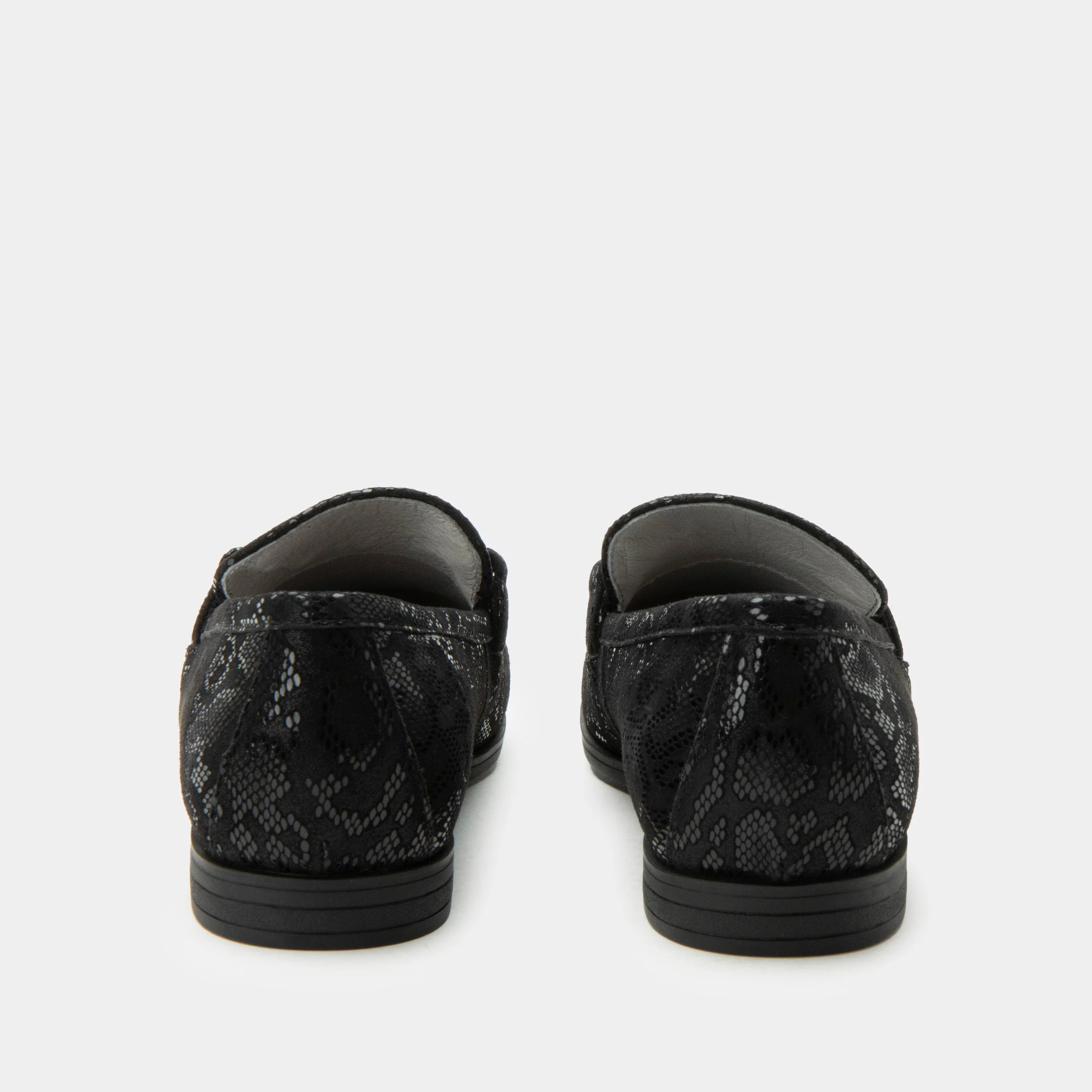 Aliya Upscale Shoe - Image 4