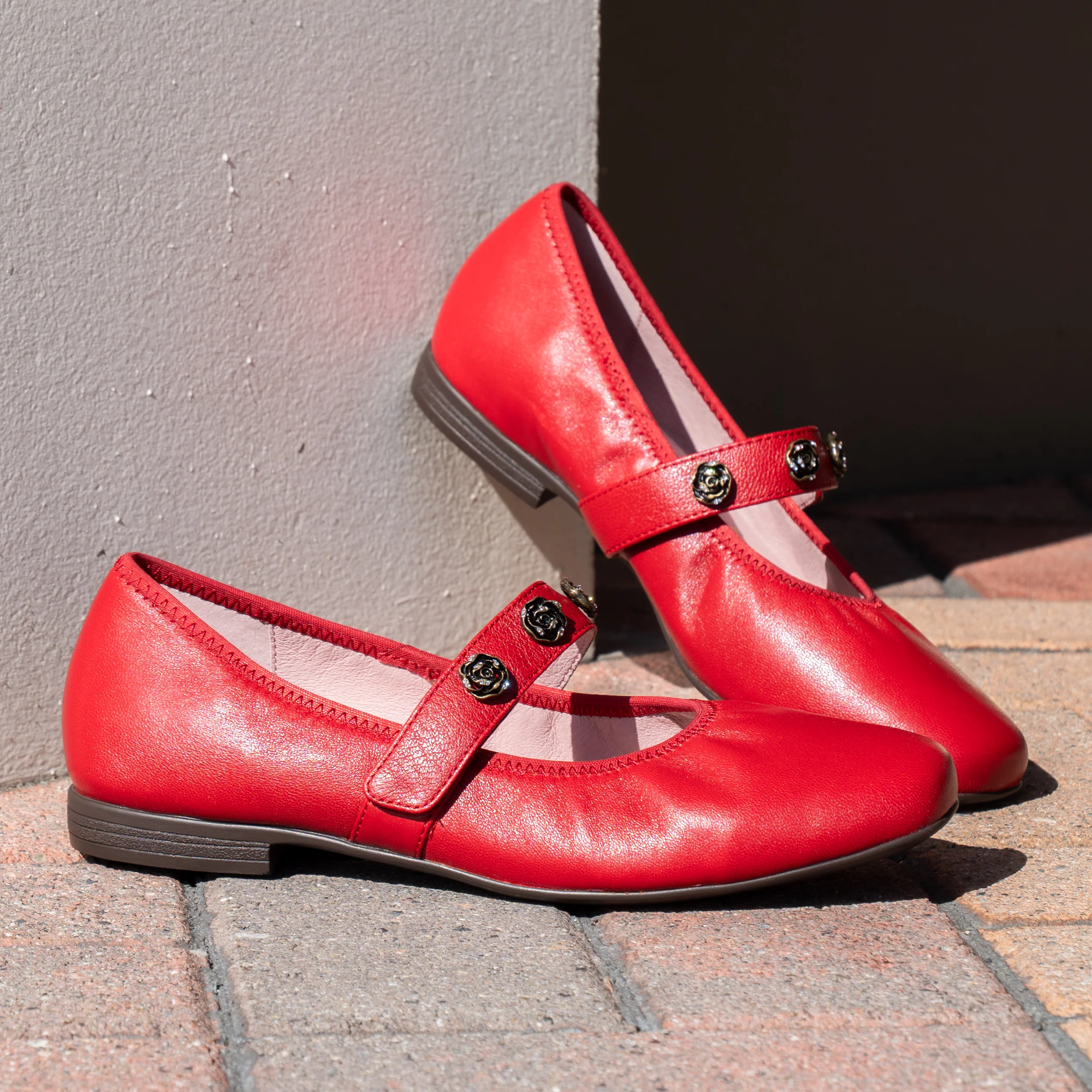 Audree Crimson Shoe - Image 2