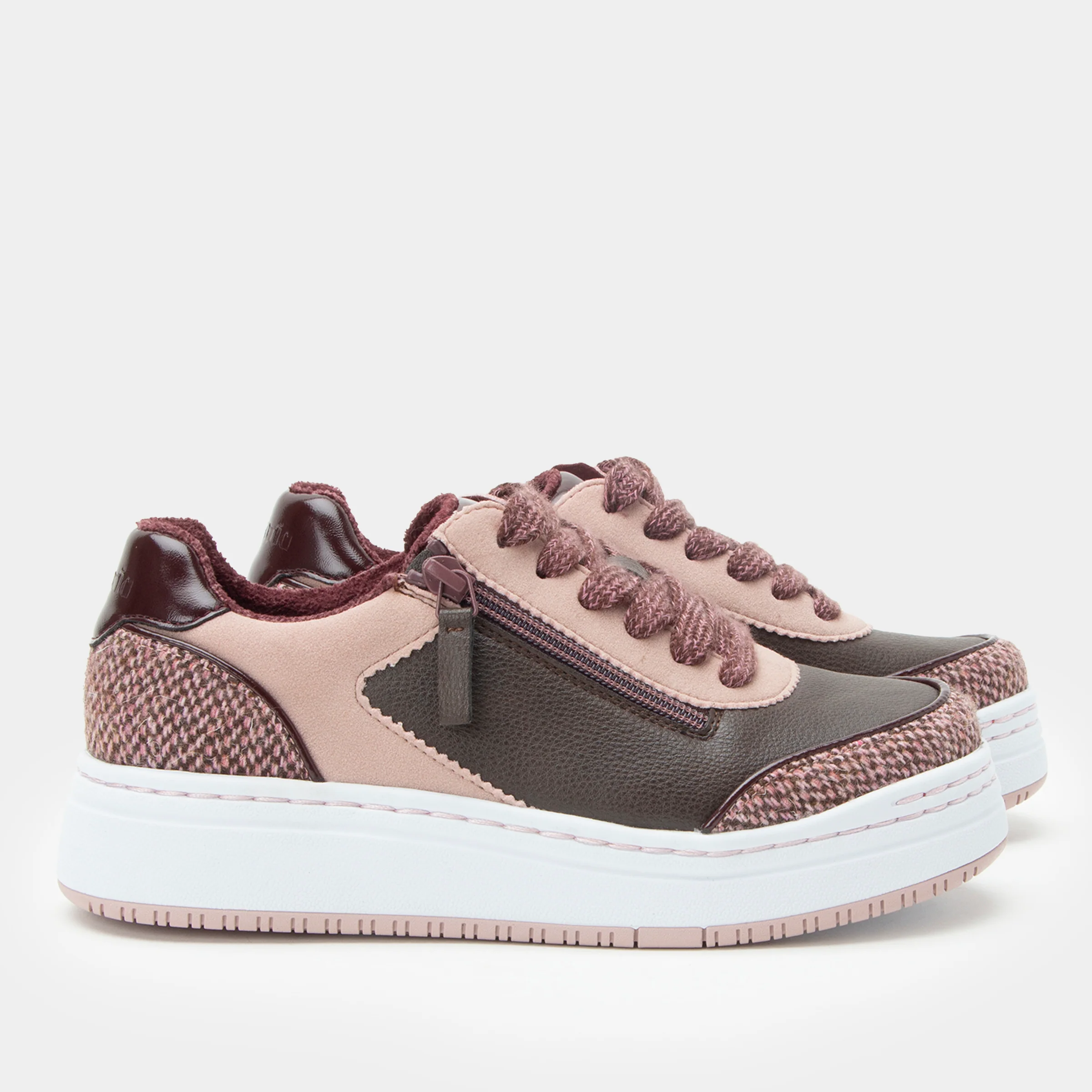 Averie Velvet Blush Shoe - Image 3