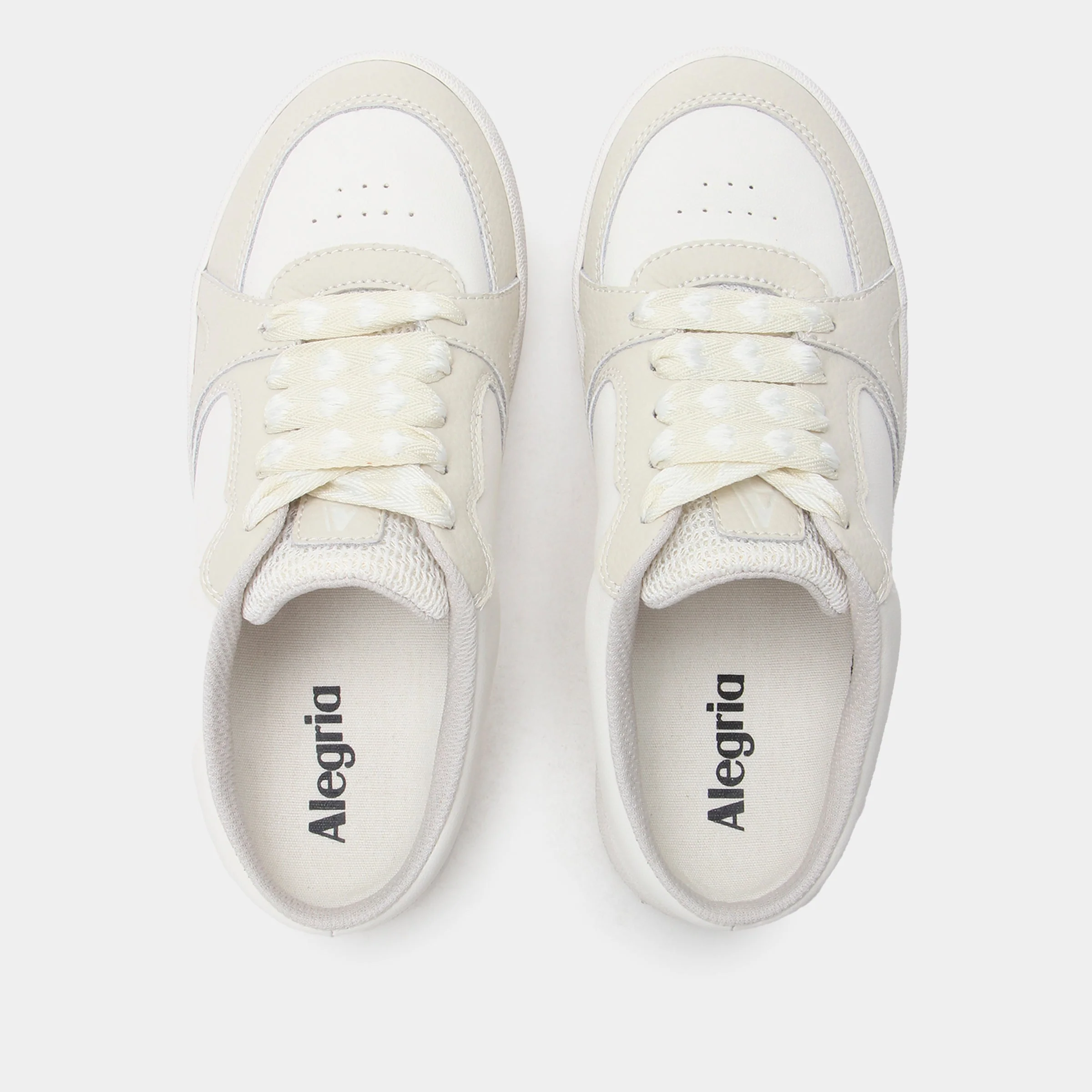 Celeste Vanilla Shoe - Image 5
