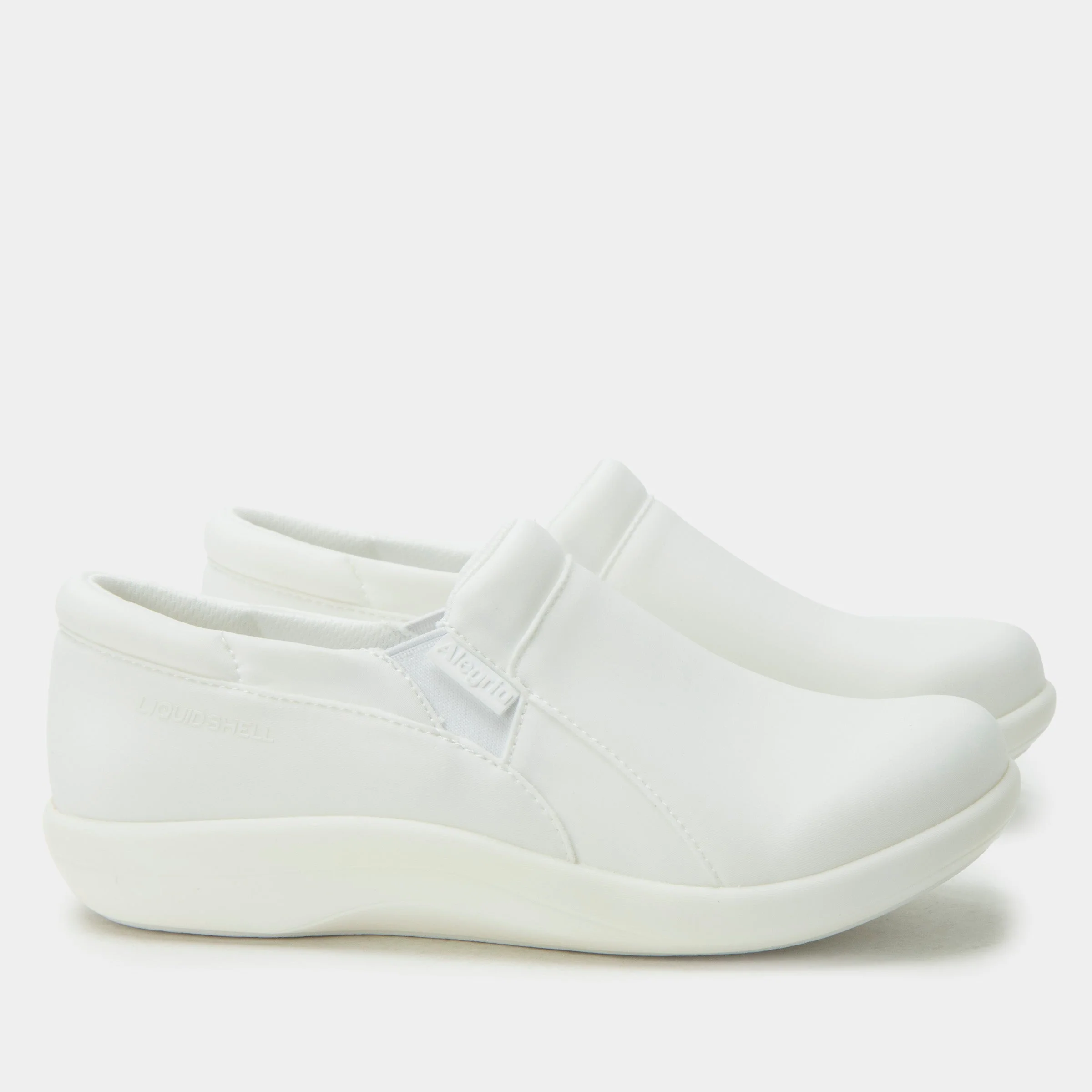 Duette Liquid White Shoe - Image 3