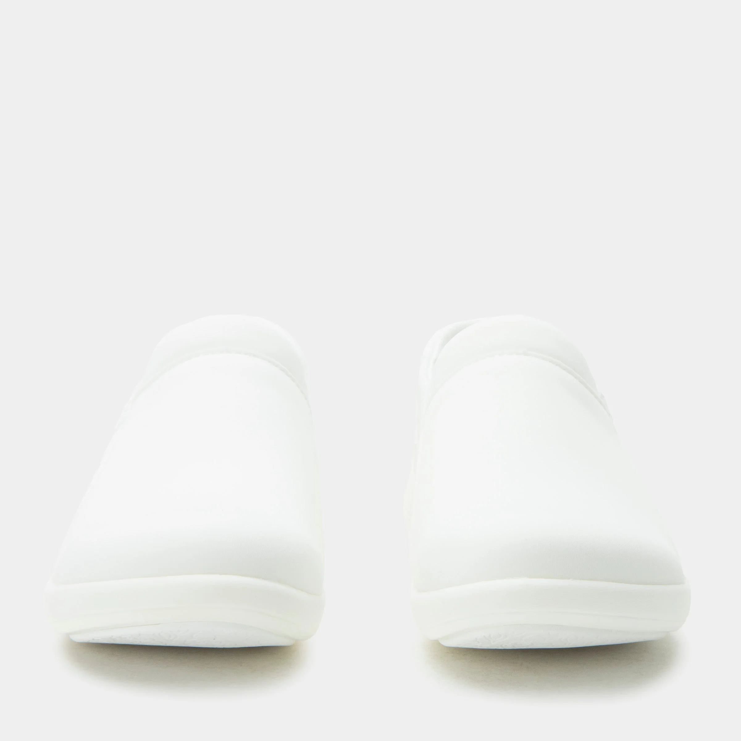 Duette Liquid White Shoe - Image 6