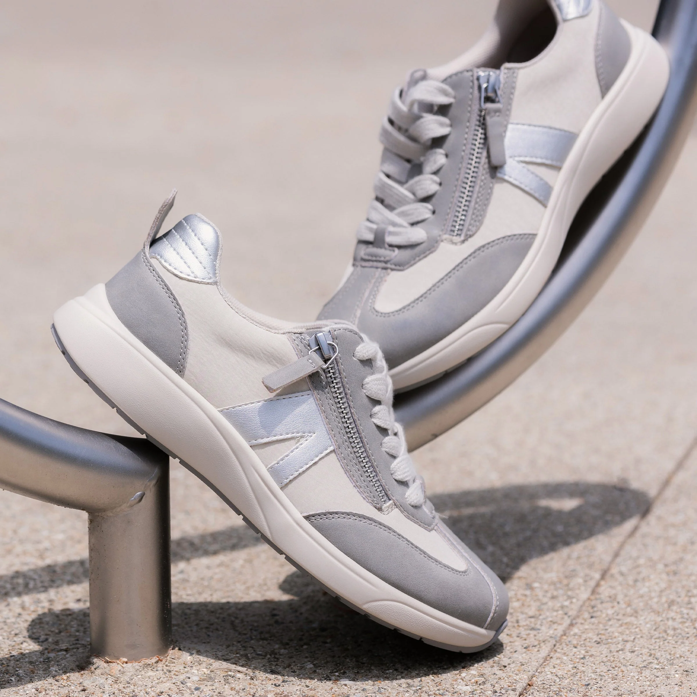 Eazeer Grey Shoe - Image 2