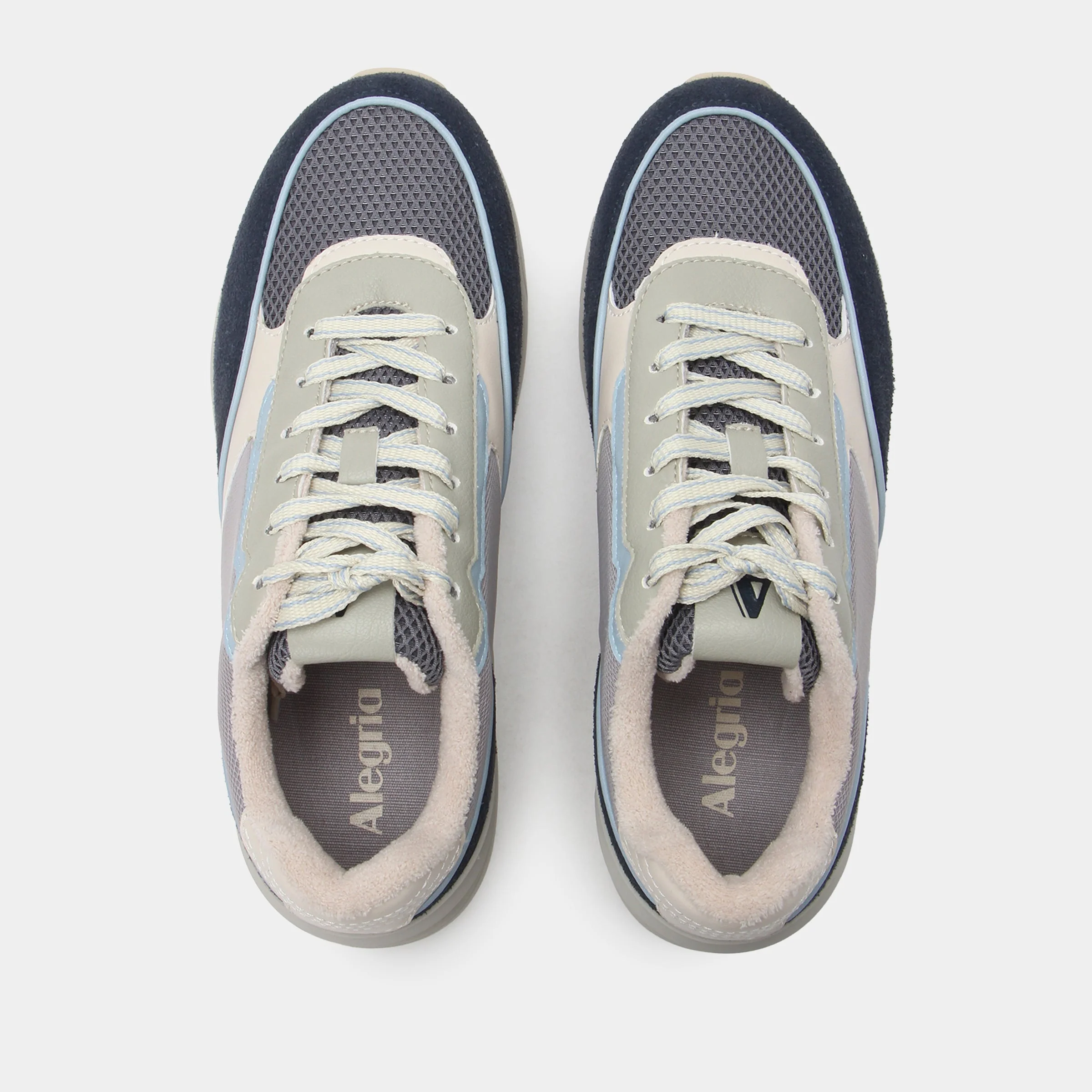 Embyr Retro Blue Shoe - Image 5