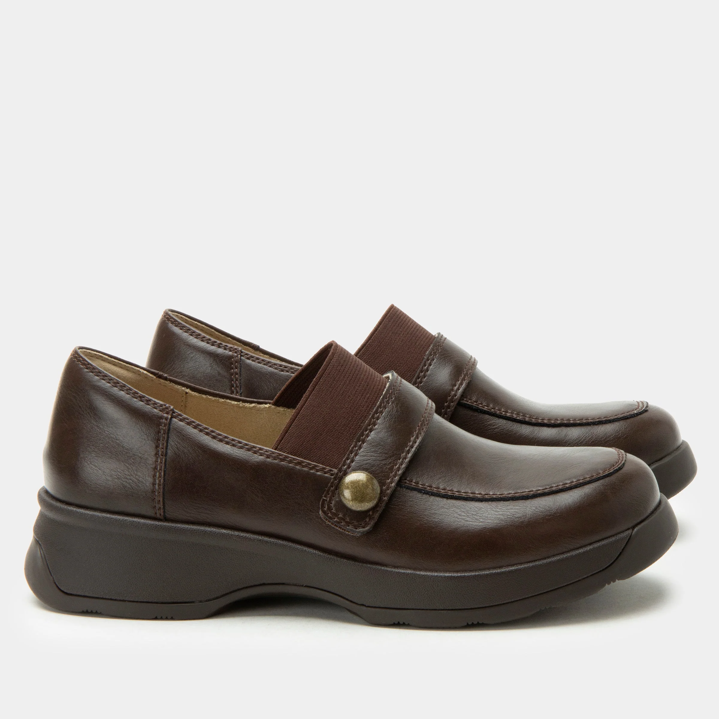 Janna Dark Chocolate Shoe - Image 3