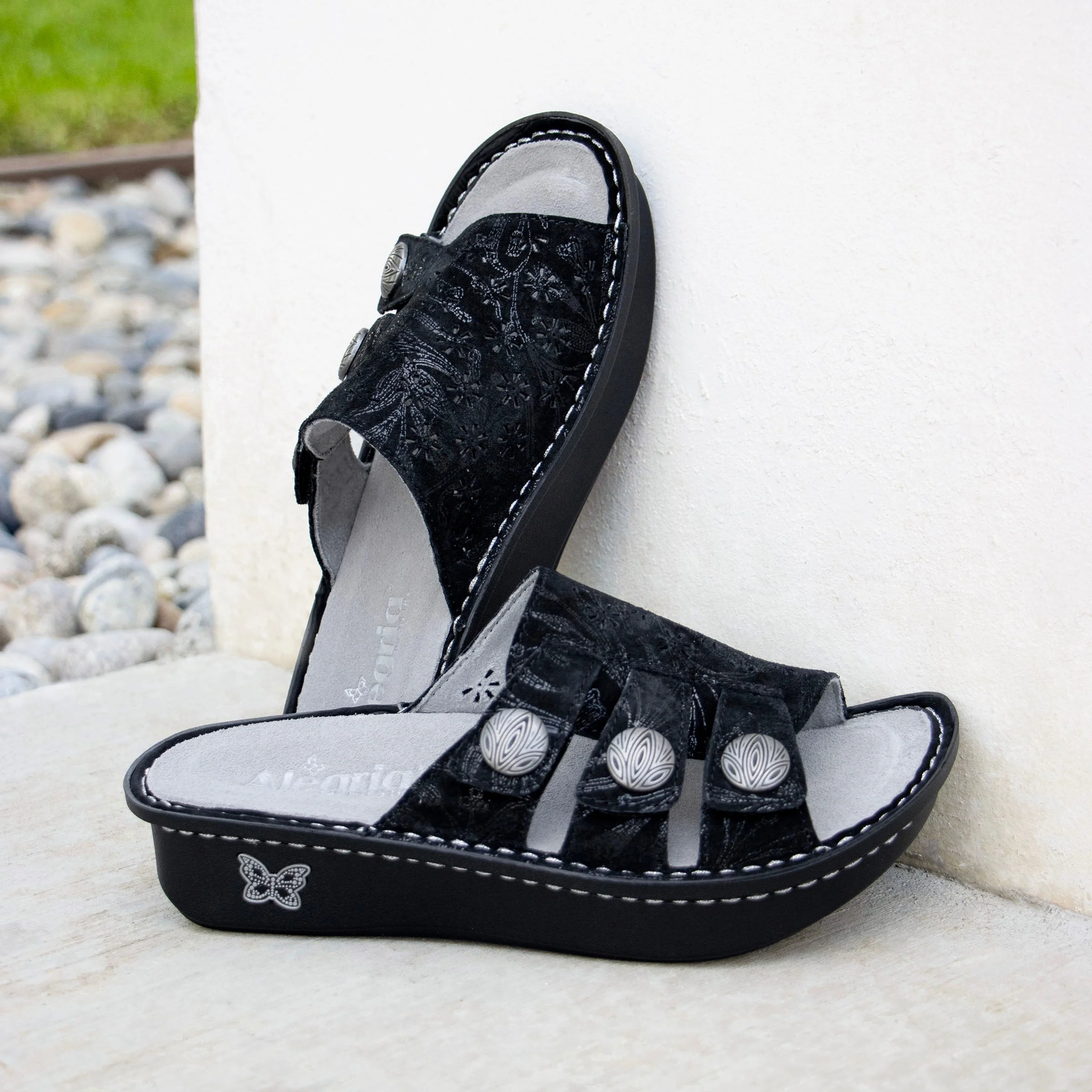 Julee Vinely Sandal - Image 2