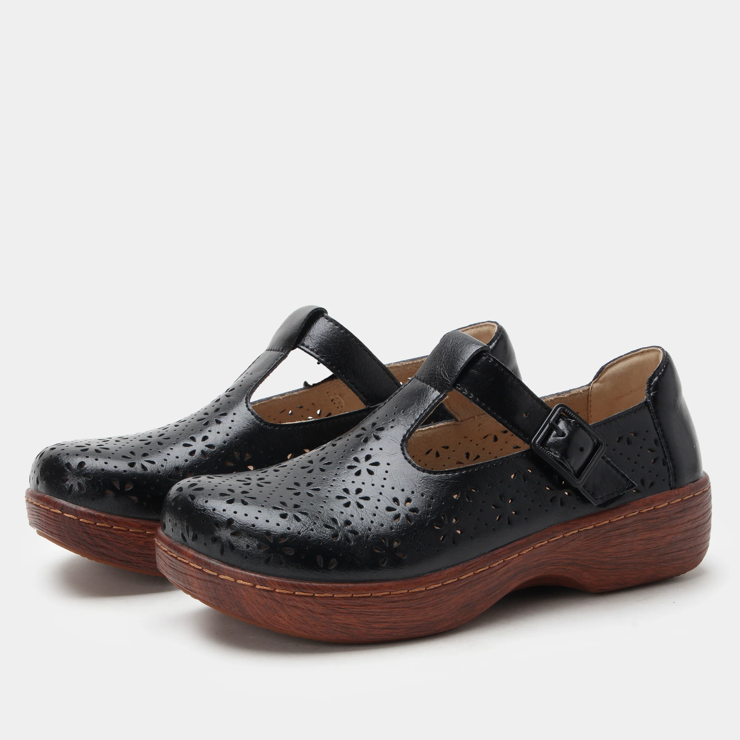 Odessa Black Breeze Shoe