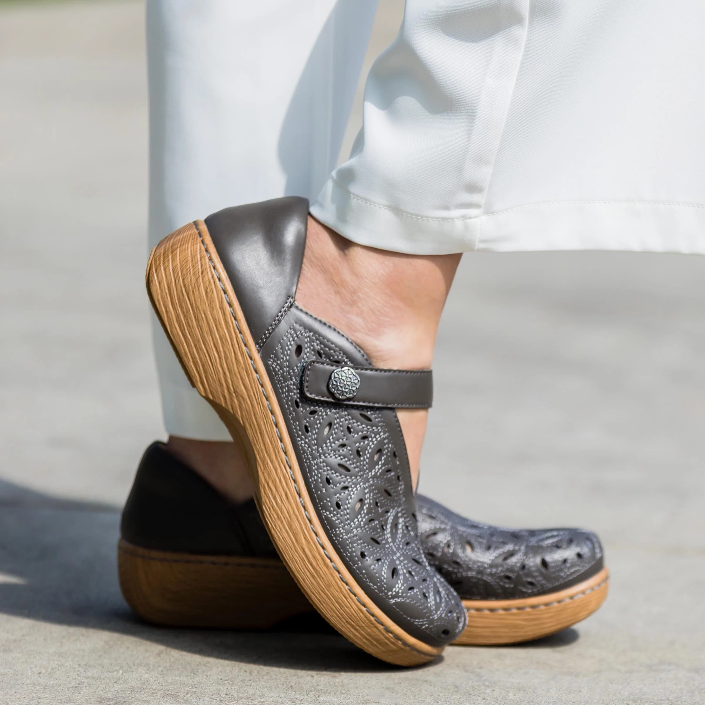 Opheliah Stone Breeze Shoe - Image 2