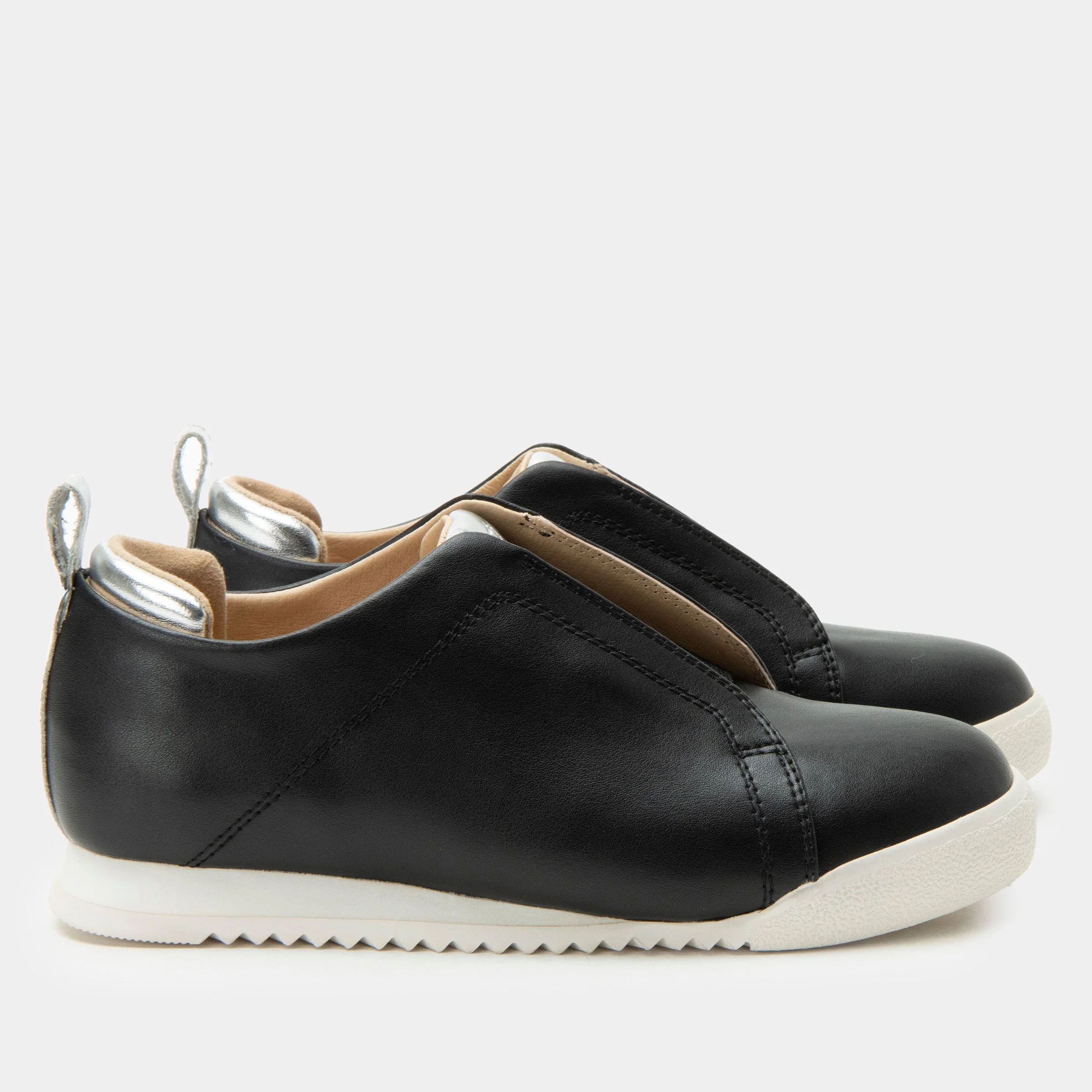 Reah Black Shoe - Image 2