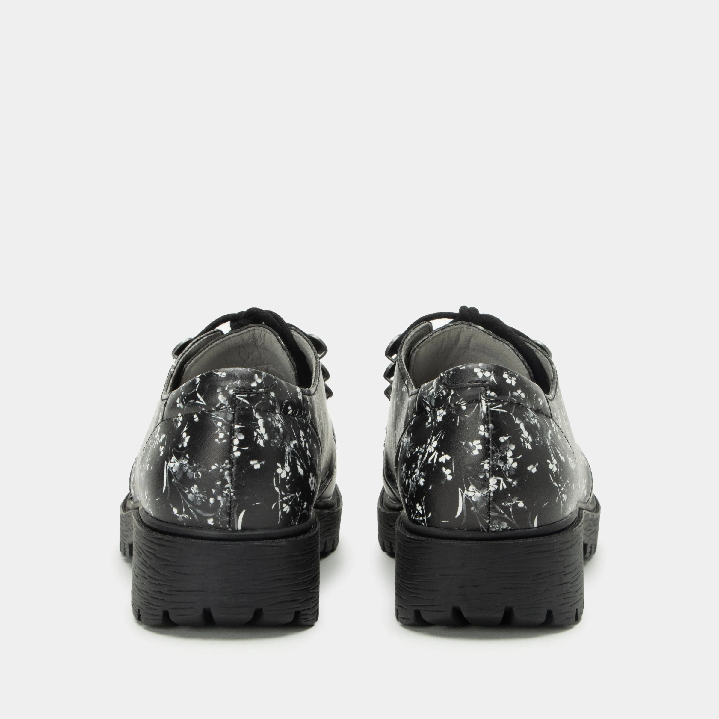Resa Grey Gradens Shoe - Image 4