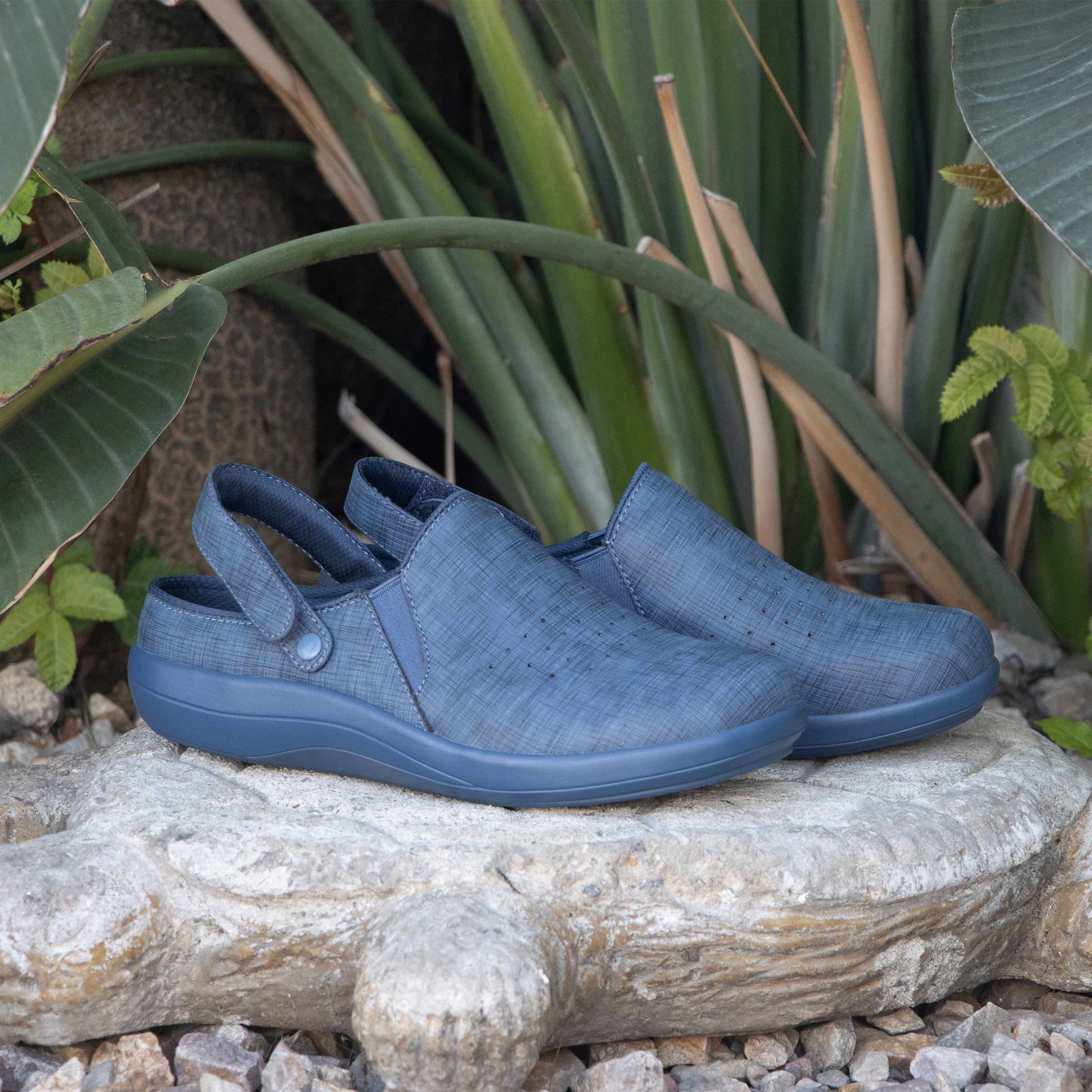 Skillz Etched Skies Shoe - Image 2
