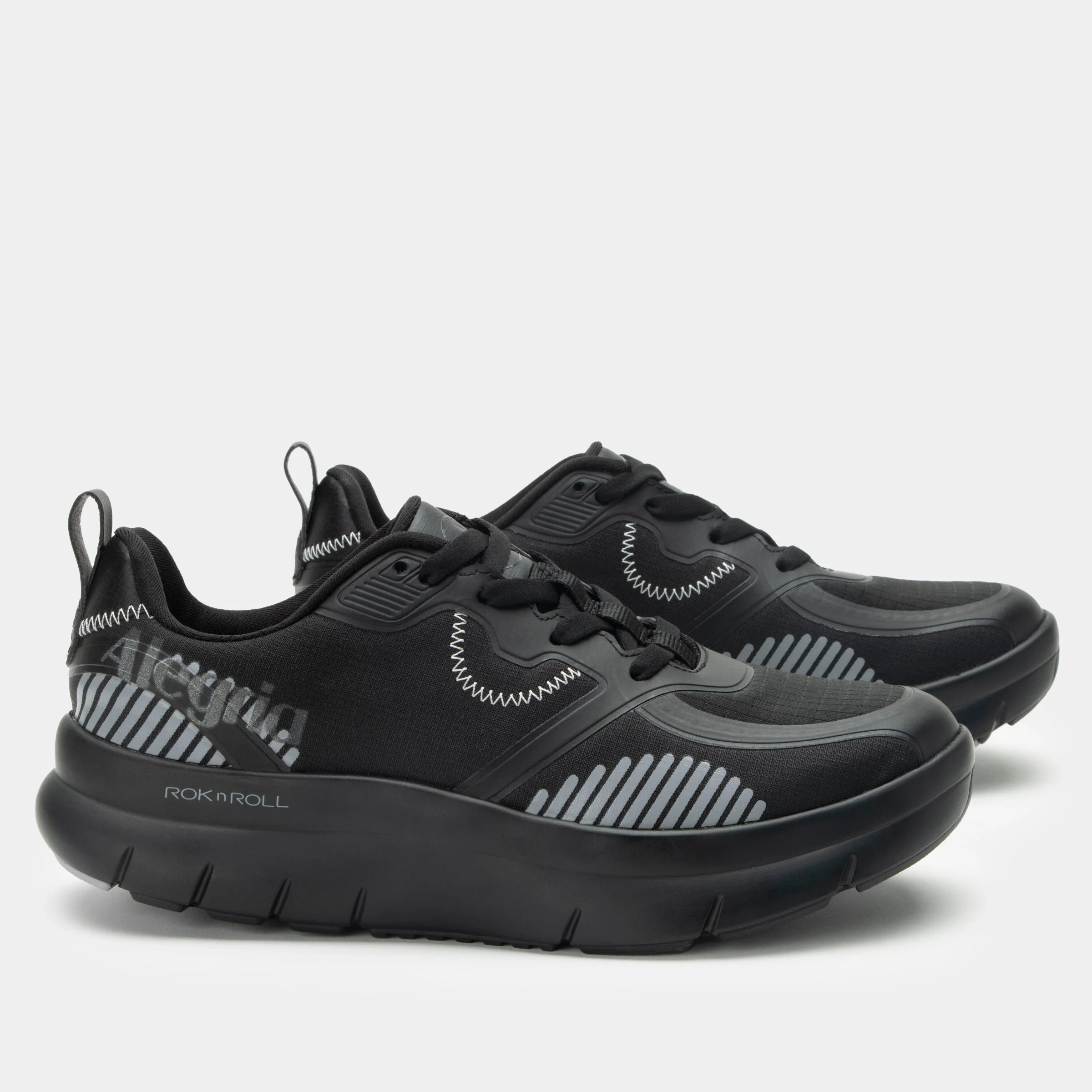 Solstyce Black Balloon Shoe - Image 3