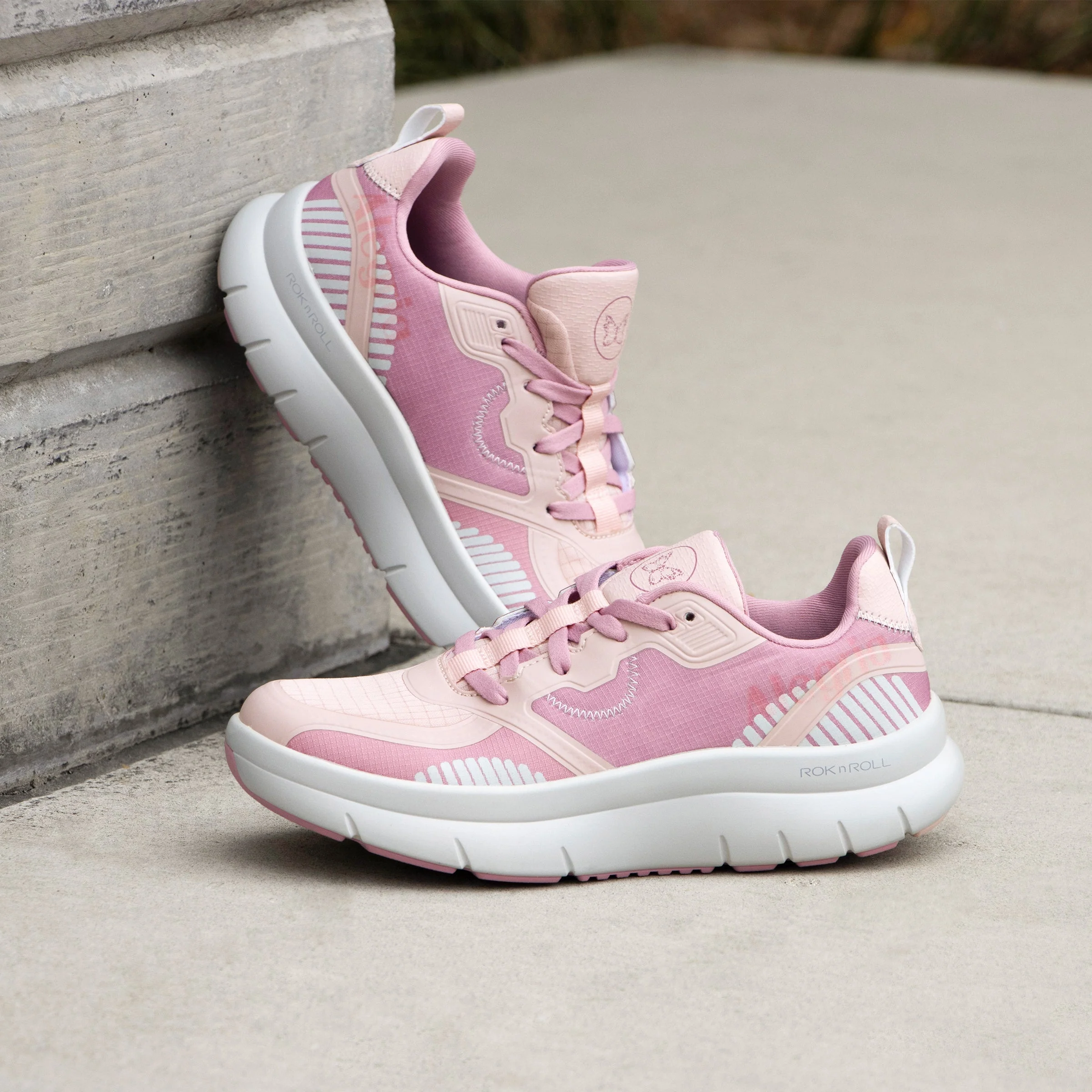 Solstyce Retro Blush Shoe - Image 2