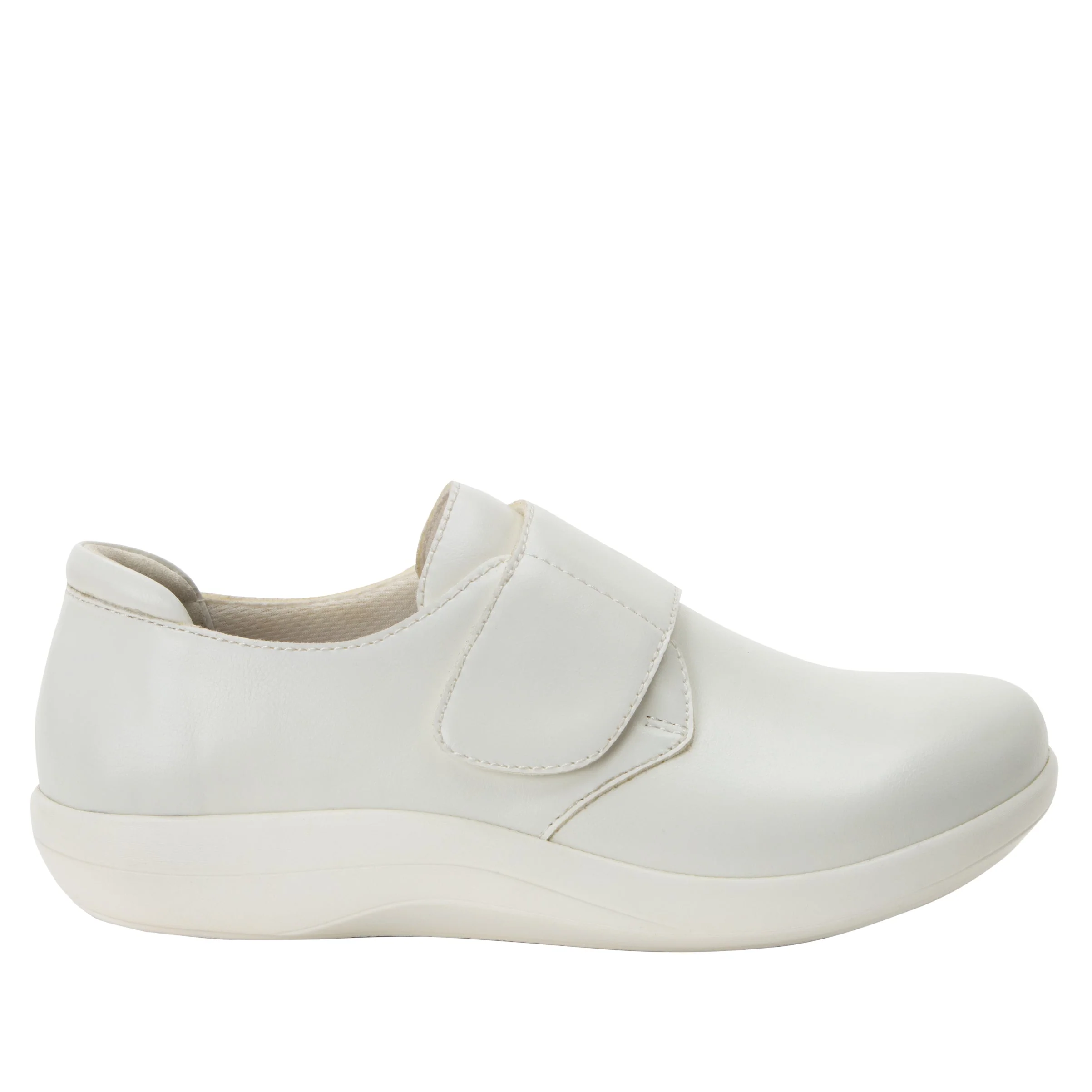 Spright True White Shoe - Image 3